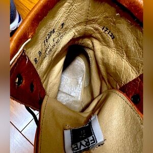 Frye Veronica Combat boot . Lace up carmel leather Frye boot. Great condition!!!